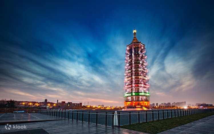 Porcelain Tower of Nanjing เจดีย์กระเบื้องเคลือบ มหาสถาปัตยกรรมแห่งหนานจิง